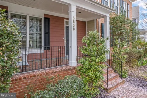 $575,000 | 3838 Carriage Hill Drive, Frederick, MD 21704