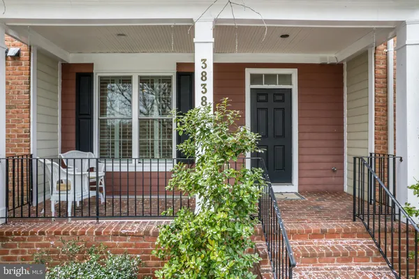 $575,000 | 3838 Carriage Hill Drive, Frederick, MD 21704