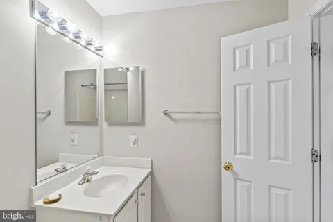 $575,000 | 3838 Carriage Hill Drive, Frederick, MD 21704