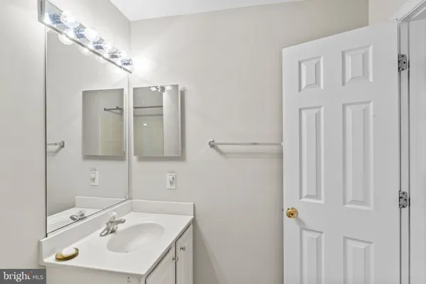 $575,000 | 3838 Carriage Hill Drive, Frederick, MD 21704