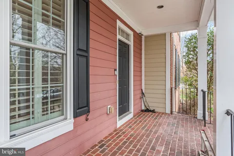 $575,000 | 3838 Carriage Hill Drive, Frederick, MD 21704