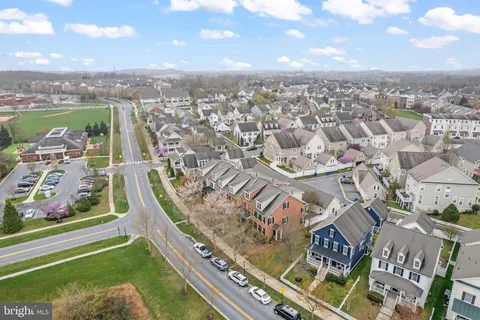 $575,000 | 3838 Carriage Hill Drive, Frederick, MD 21704