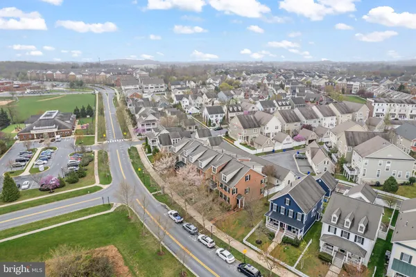 $575,000 | 3838 Carriage Hill Drive, Frederick, MD 21704