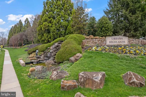 $575,000 | 3838 Carriage Hill Drive, Frederick, MD 21704