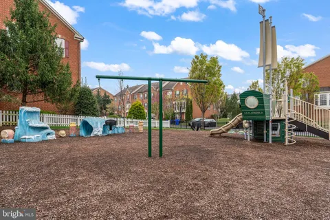 $575,000 | 3838 Carriage Hill Drive, Frederick, MD 21704