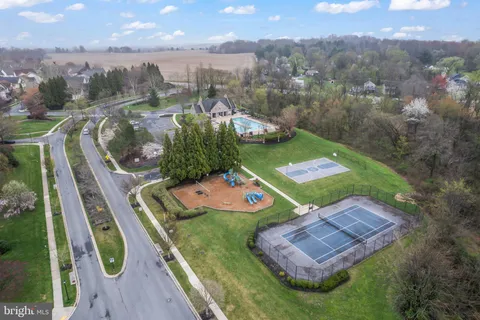 $575,000 | 3838 Carriage Hill Drive, Frederick, MD 21704