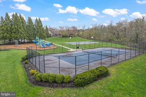 $575,000 | 3838 Carriage Hill Drive, Frederick, MD 21704