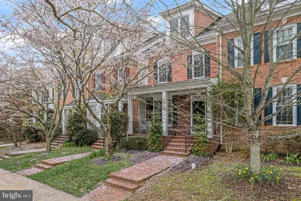 $575,000 | 3838 Carriage Hill Drive, Frederick, MD 21704