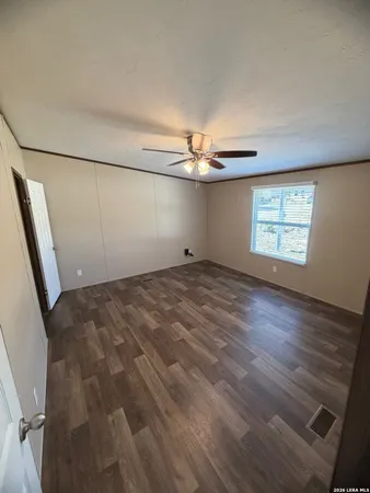 $1,575 | 1123 Hedgestone, Canyon Lake, TX 78133