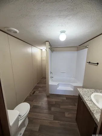 $1,575 | 1123 Hedgestone, Canyon Lake, TX 78133