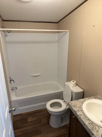 $1,575 | 1123 Hedgestone, Canyon Lake, TX 78133