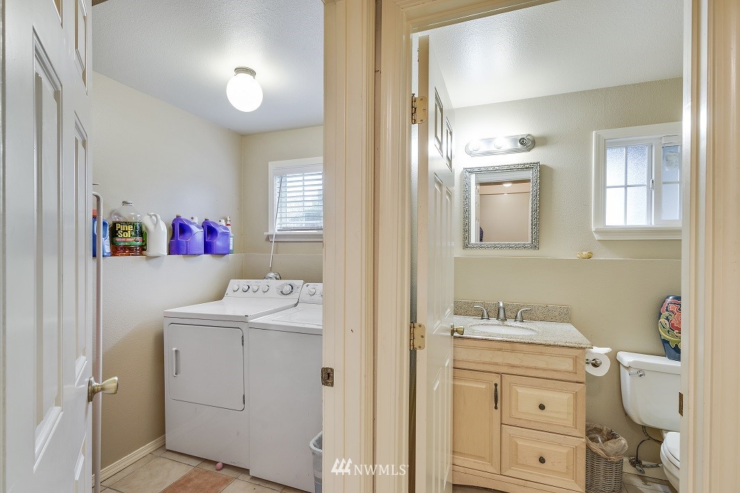 2103 Southeast 22nd Place Renton, WA 98055 - Photo 21 of 24 Gallery Image 21