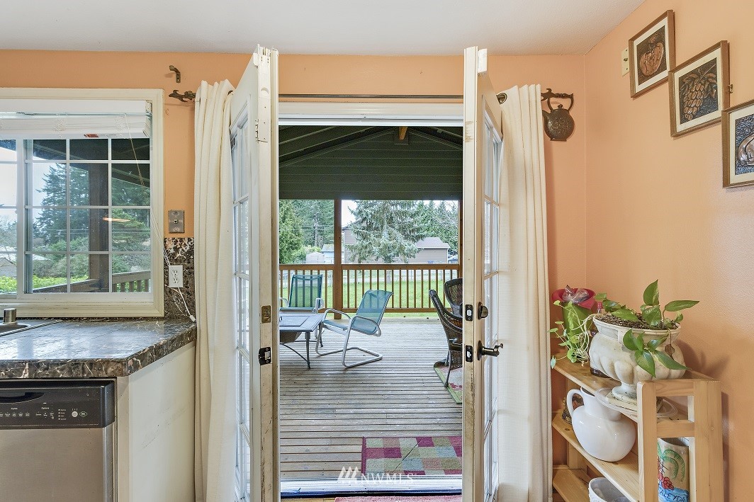 2103 Southeast 22nd Place Renton, WA 98055 - Photo 10 of 24 Gallery Image 10