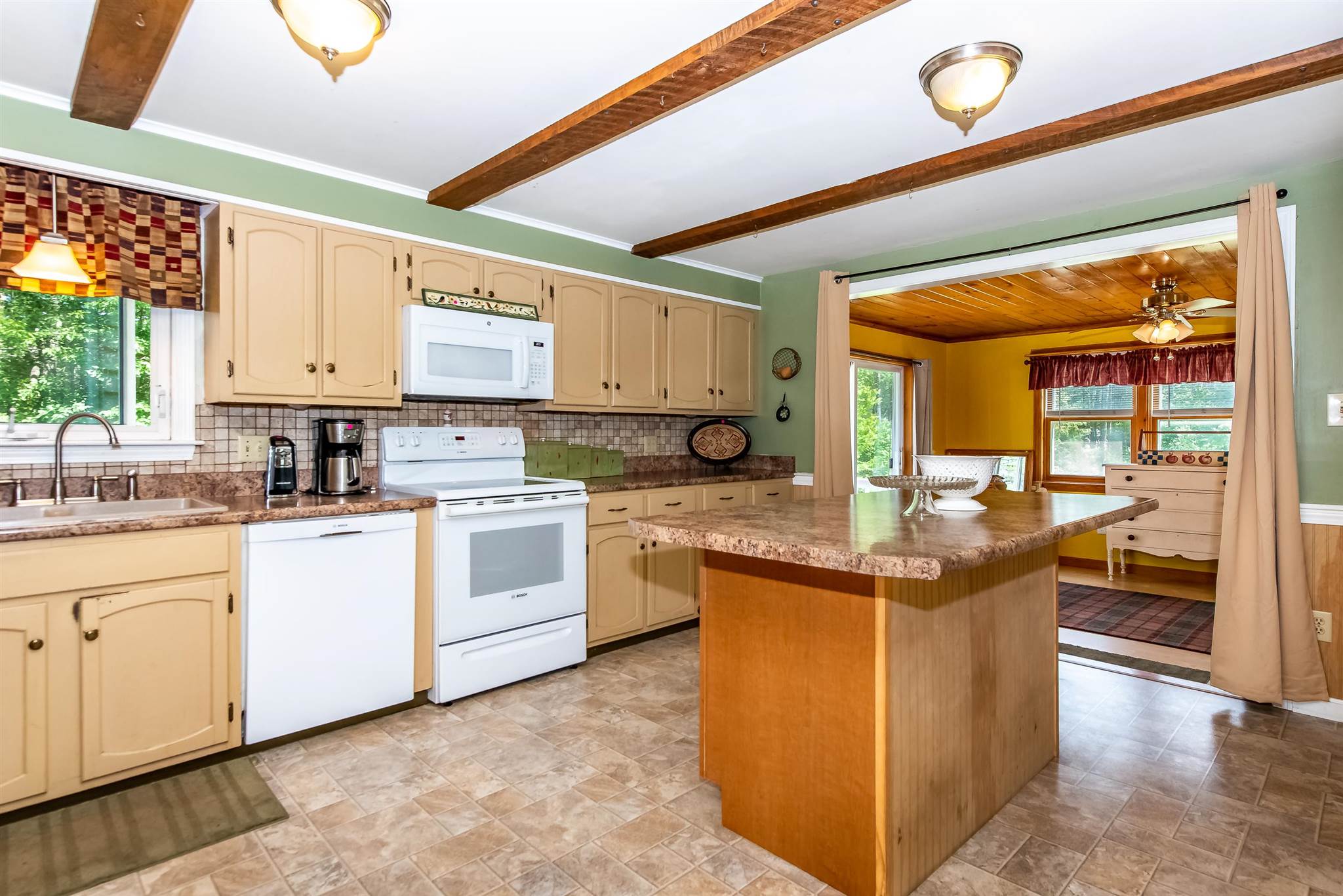 116 Hooper Sands Road South Berwick, ME 03908 - Photo 12 of 37 Gallery Image 12