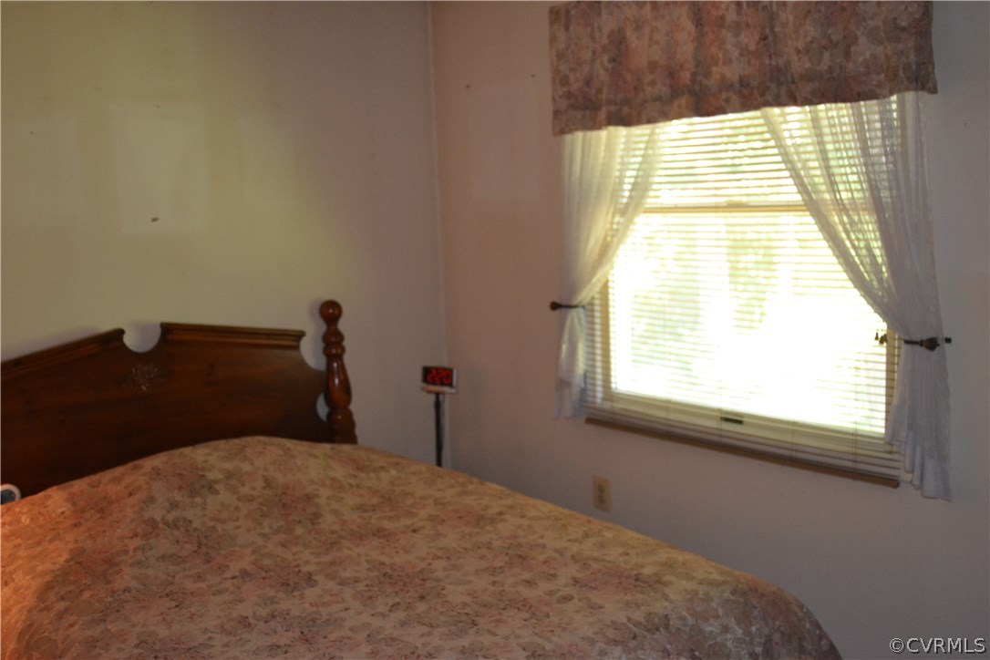 9632 Benbow Road North Chesterfield, VA 23235 - Photo 14 of 23 Gallery Image 14