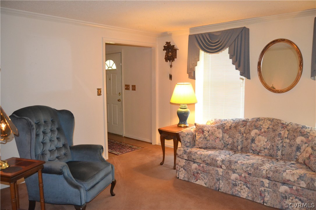 9632 Benbow Road North Chesterfield, VA 23235 - Photo 4 of 23 Gallery Image 4