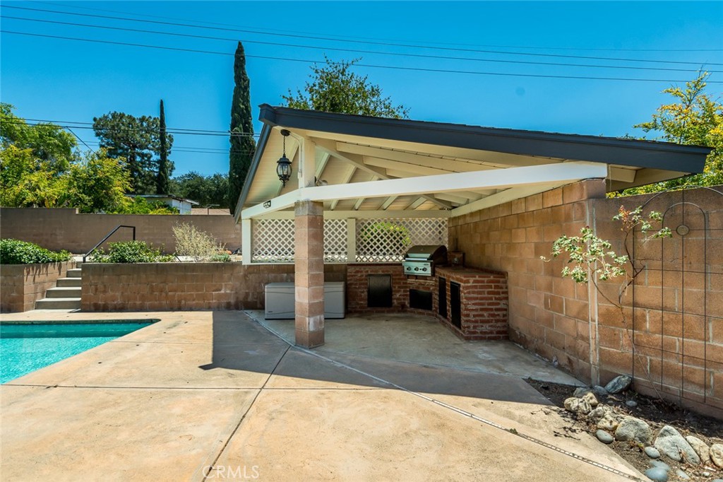 2220 Silver Tree Road Claremont, CA 91711 - Photo 51 of 74
