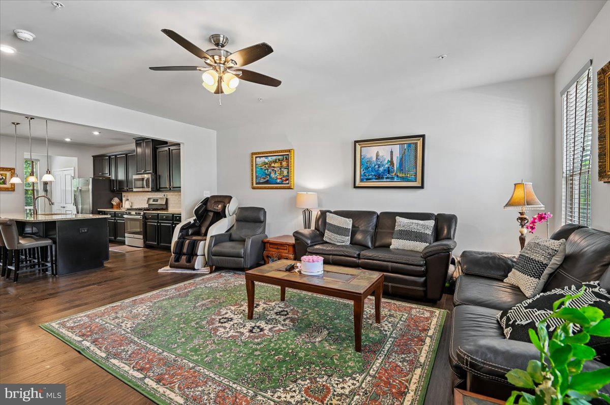 8261 Kippis Road Millersville, MD 21108 - Photo 6 of 68