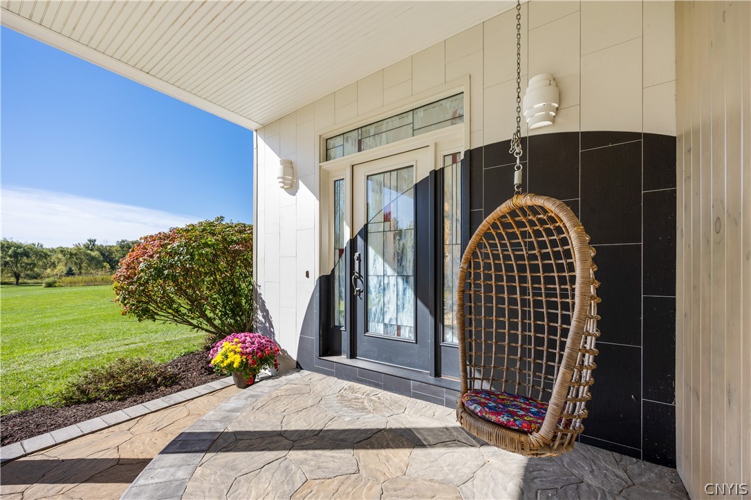 6687 Beach Road Camillus, NY 13209 - Photo 8 of 50