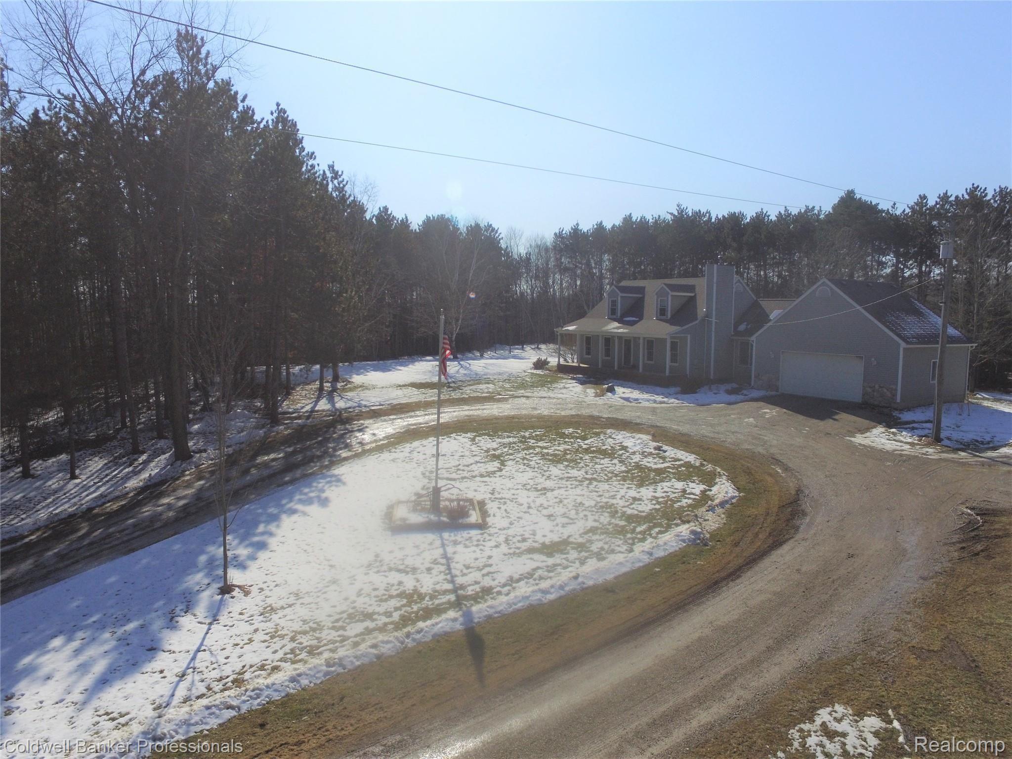 1241 North Summers Road Imlay City, MI 48444 - Photo 33 of 46 IMG_6156 (1).JPG