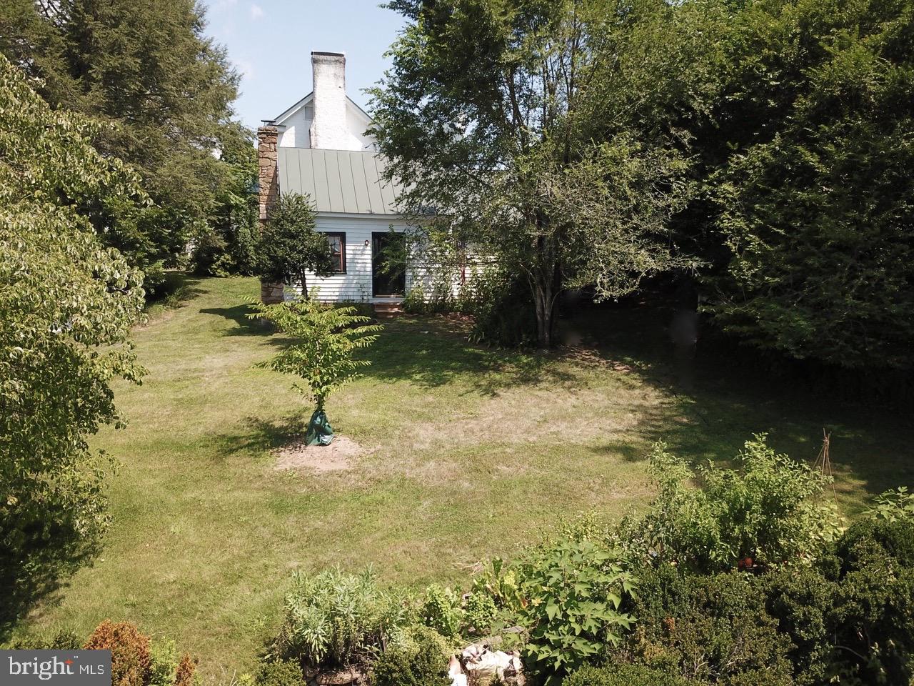 262 Main Street Washington, VA 22747 - Photo 21 of 30 Cottage