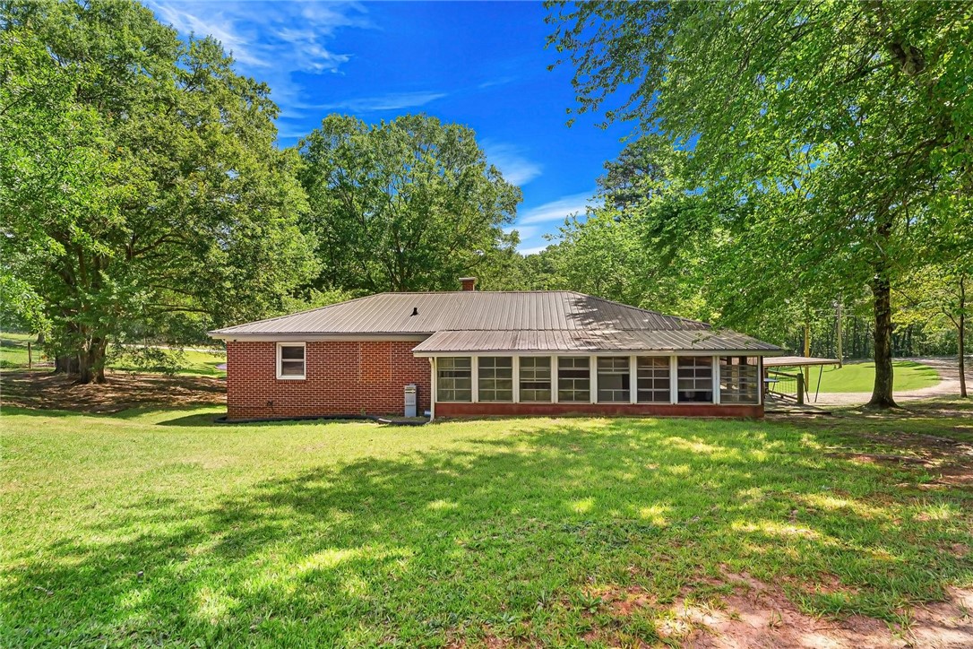 627 Doyle Street Westminster, SC 29693 - Photo 17 of 29