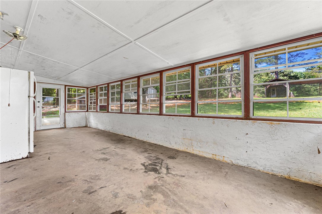 627 Doyle Street Westminster, SC 29693 - Photo 18 of 29