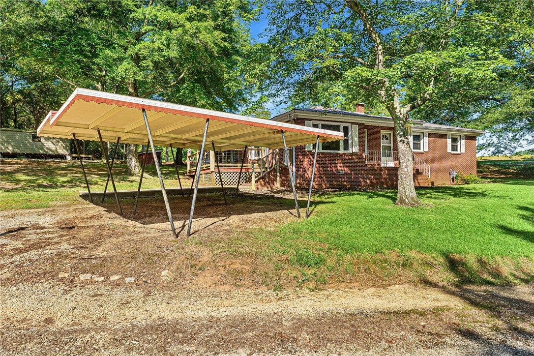 627 Doyle Street Westminster, SC 29693 - Photo 23 of 29