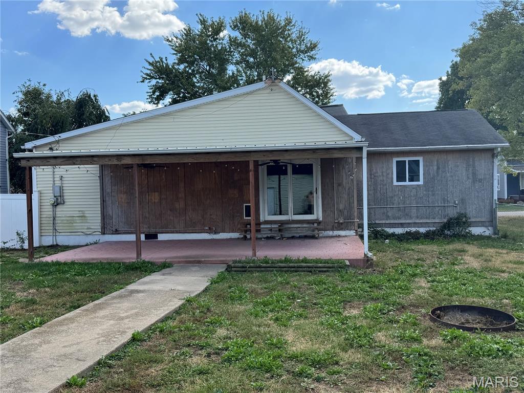 309 West 3rd S Street Mount Olive, IL 62069 - Photo 3 of 22