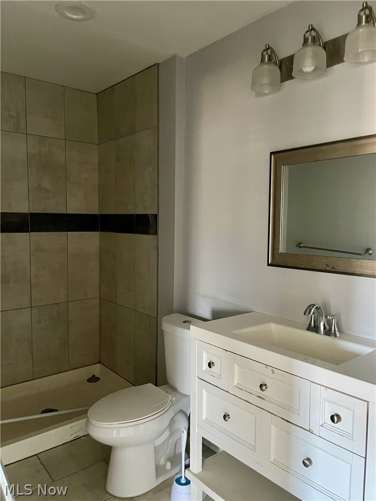 3290 Altamont Road Cleveland, OH 44118 - Photo 13 of 25 Gallery Image 13