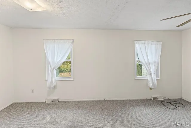 $159,900 | 223 Bachman Lane, Godfrey, IL 62035