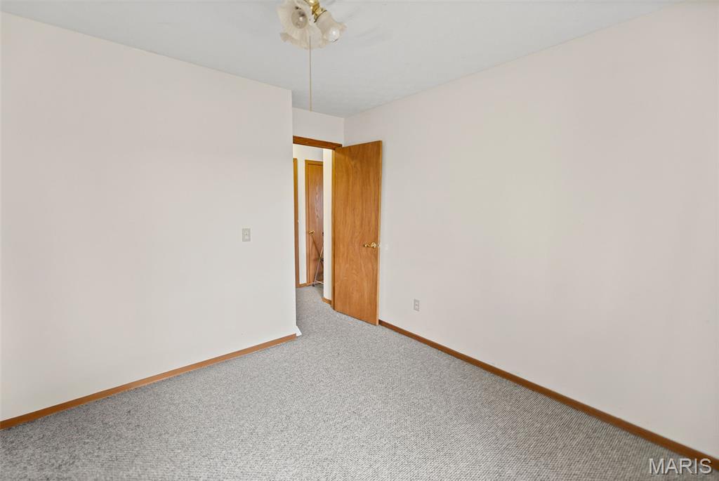 223 Bachman Lane Godfrey, IL 62035 - Photo 19 of 35