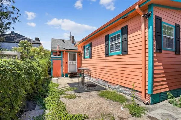 $2,750 | 1119 Marigny Street, New Orleans, LA 70117
