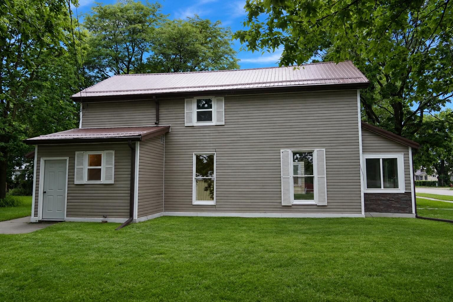 709 Wolcott Street Sparta, WI 54656 - Photo 32 of 38 Exterior