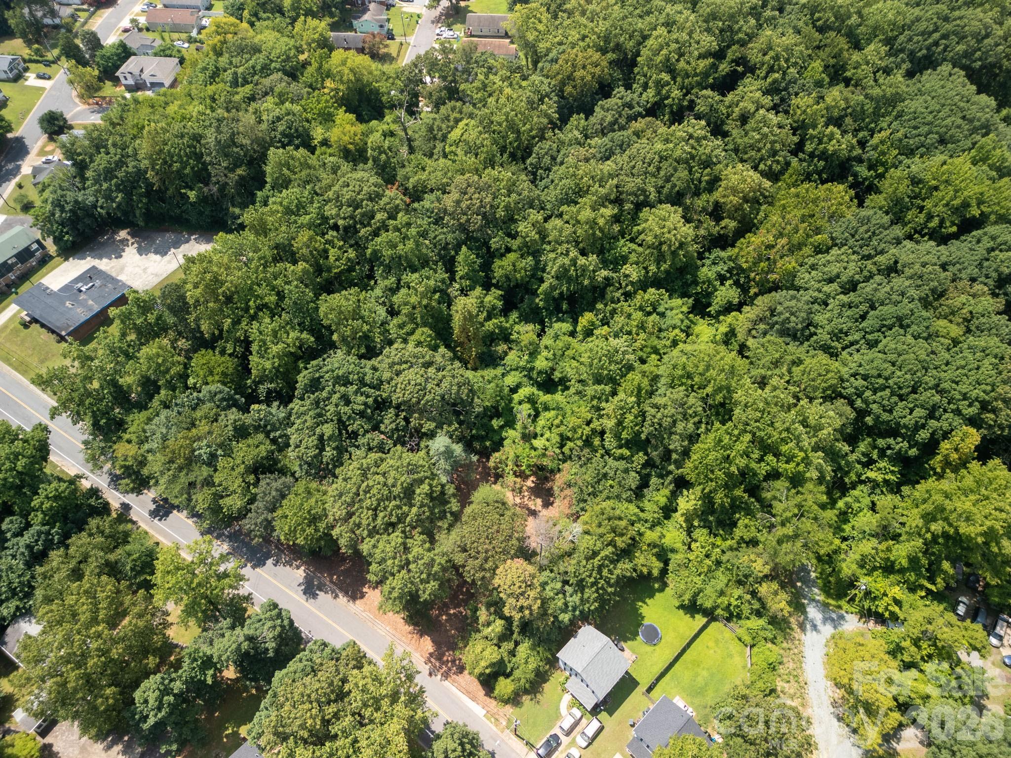 2105 Newland Road Charlotte, NC 28216 - Photo 3 of 6