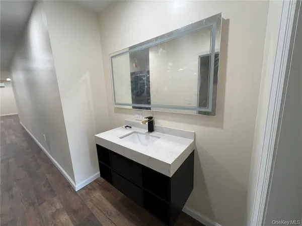 $1,600 | 45 Front Street, Unit 3C, Port Jervis, NY 12771