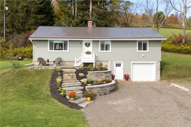 $299,000 | 705 County Highway, Oneonta, NY 13820