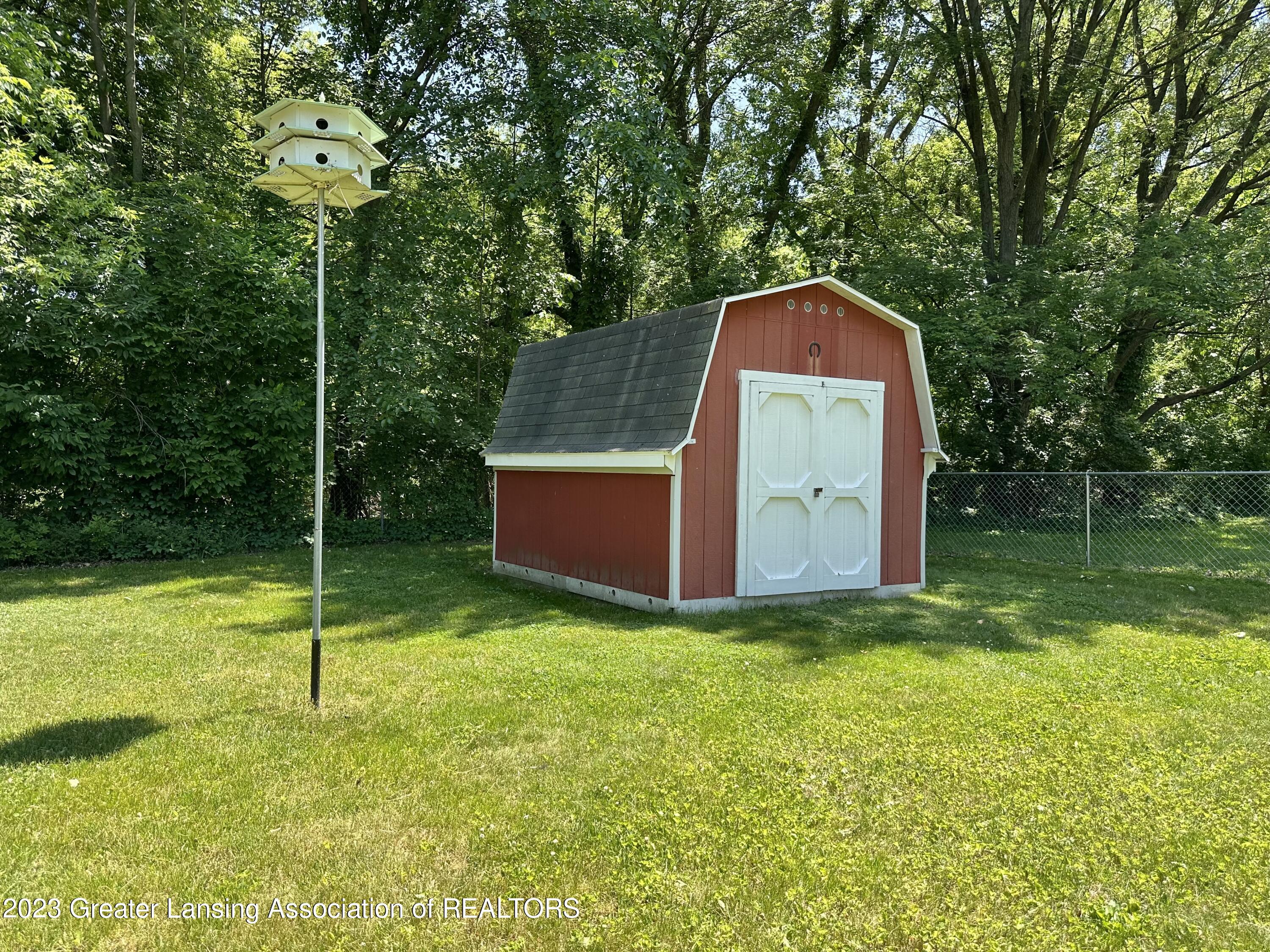414 North Creyts Road Lansing, MI 48917 - Photo 66 of 80 Shed