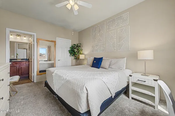 $295,000 | 3830 East Lakewood Parkway East, Unit 2117, Phoenix, AZ 85048