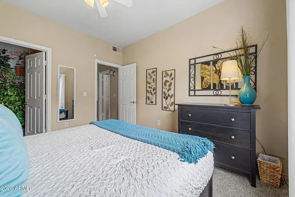 $295,000 | 3830 East Lakewood Parkway East, Unit 2117, Phoenix, AZ 85048