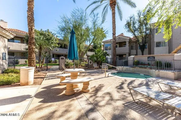 $295,000 | 3830 East Lakewood Parkway East, Unit 2117, Phoenix, AZ 85048