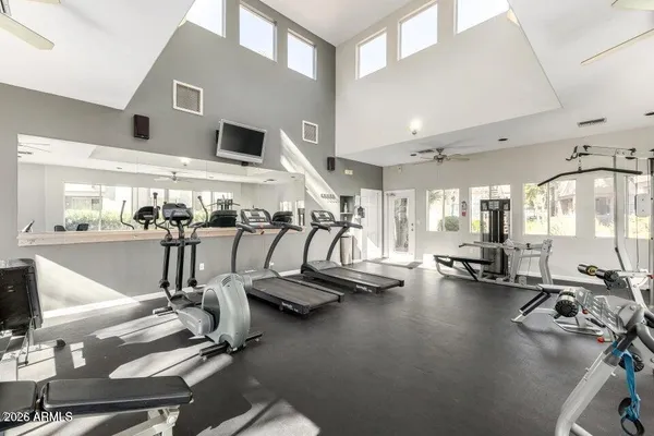 $295,000 | 3830 East Lakewood Parkway East, Unit 2117, Phoenix, AZ 85048