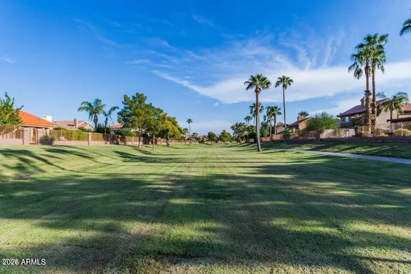 $295,000 | 3830 East Lakewood Parkway East, Unit 2117, Phoenix, AZ 85048