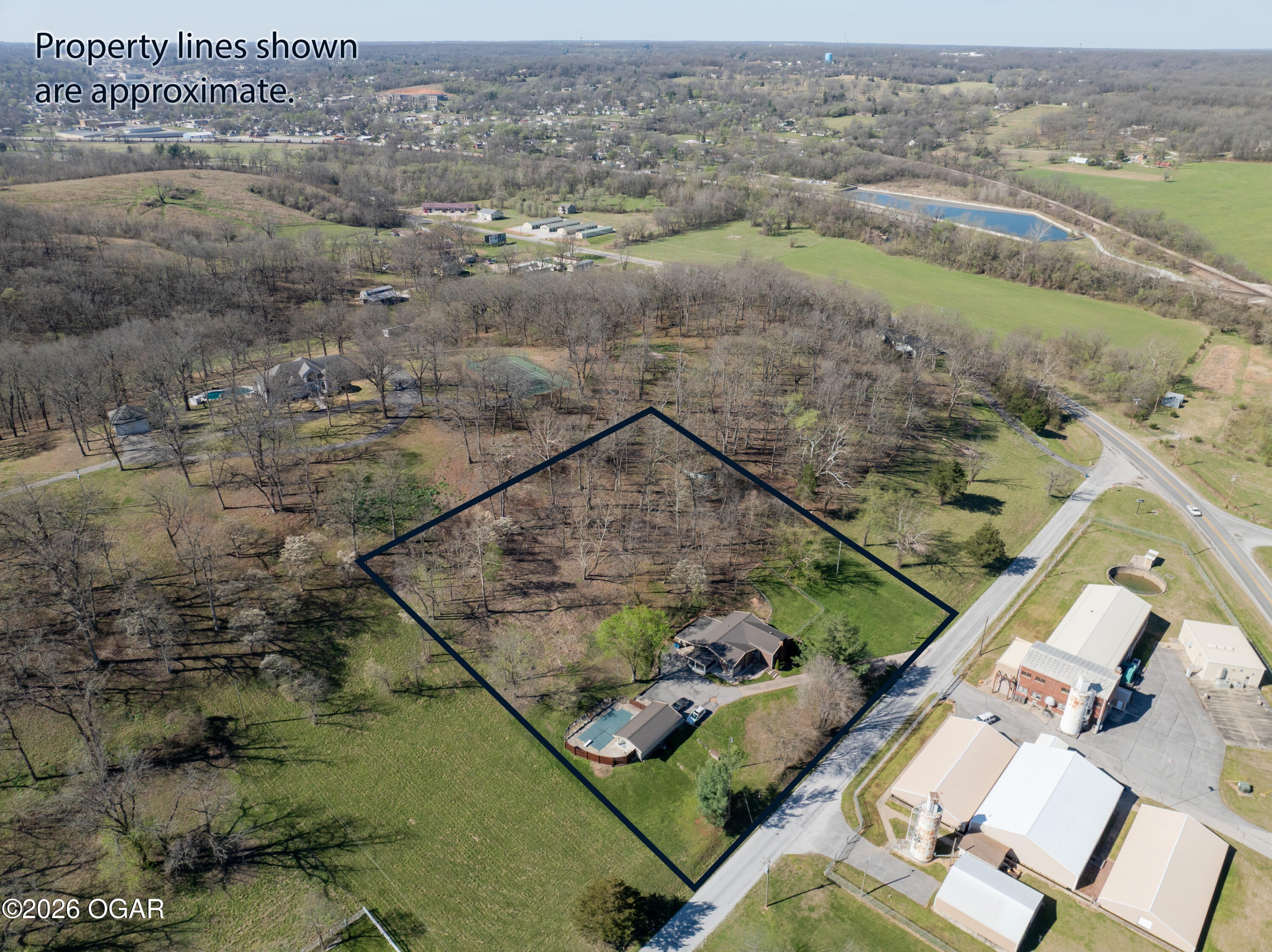 15363 Kentucky Road Neosho, MO 64850 - Photo 39 of 43 Gallery Image 39