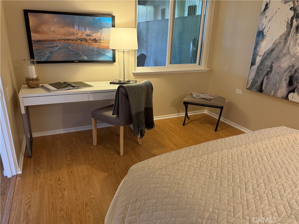1670 Interlachen Road Seal Beach, CA 90740 - Photo 17 of 23 a workspace with furniture and window