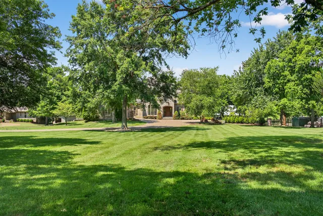 $3,300,000 | 214 Bluegrass Drive, Hendersonville, TN 37075