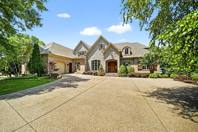 $3,300,000 | 214 Bluegrass Drive, Hendersonville, TN 37075