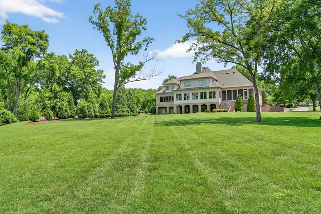 $3,300,000 | 214 Bluegrass Drive, Hendersonville, TN 37075