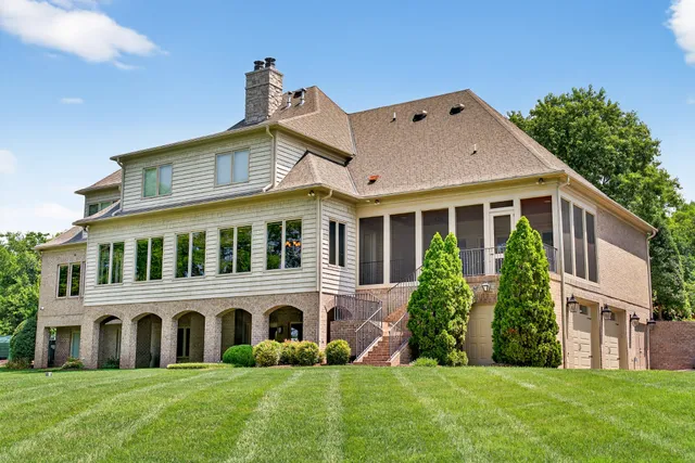 $3,300,000 | 214 Bluegrass Drive, Hendersonville, TN 37075