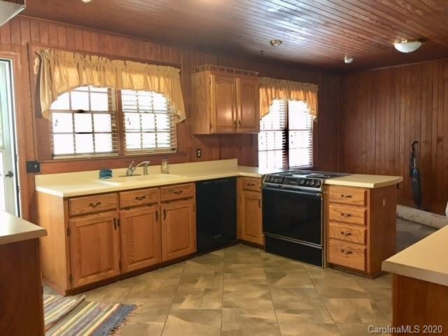 578 Padgett Road Union Mills, NC 28167 - Photo 4 of 28 Gallery Image 4